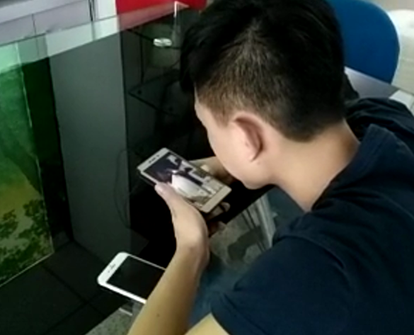 科頤辦公蔡工視頻教客戶處理柯尼卡美能達bizhub423復(fù)印機卡紙問題